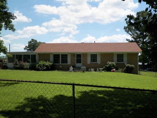 1025 Turner Morris Rd, Chapmansboro, TN 37035-5421
