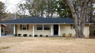 2843 Lancaster Dr, Atlanta GA  30344-2334 exterior