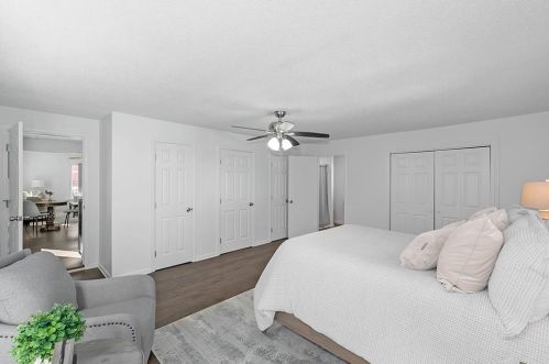 2439 Brantley St, Atlanta GA  30307-2602 exterior