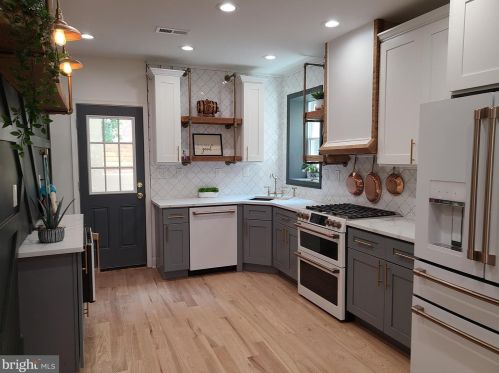 813 10th St, Philadelphia PA  19123-1966 exterior