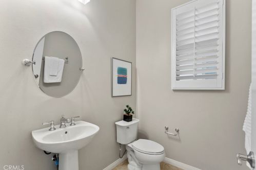 76 Gardenhouse Way, Irvine CA  92620-3373 exterior