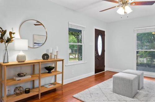 906 43rd St, Austin TX  78751-4405 exterior