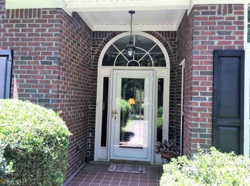 122 Wilson Creek Dr, Lagrange, GA 30240-9192
