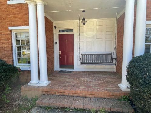 2005 Equestrian Ct, Atlanta, GA 30338-5736