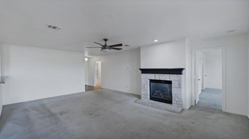 1281 Beechwood Dr, Uhland TX 78640-5718 exterior