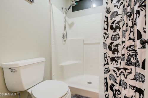 1267 Fitzgerald Rd, Simi Valley CA 93065-4480 exterior