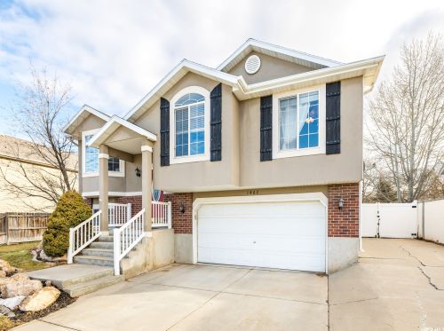 1462 780, Clearfield, UT 84015-6652