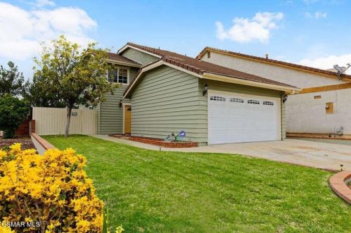 3345 Manorgate Pl, Simi Valley, CA 93065-5282