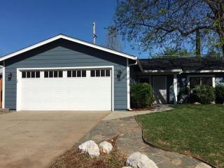 3969 Cirrus St, Redding, CA 96002-3347