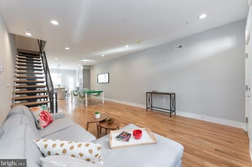 1624 3rd St, Philadelphia PA  19122-3003 exterior