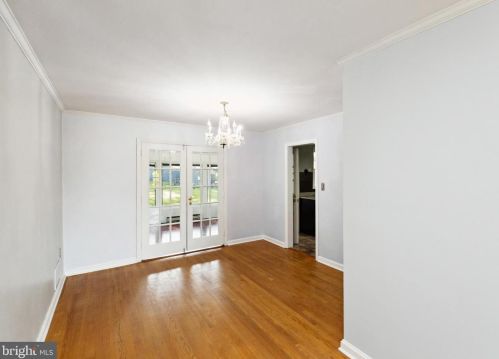 2009 Forest Hill Dr, Silver Spring MD 20903-1532 exterior