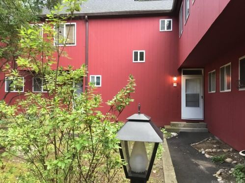 15 Lower Cmns, Woodbury, CT 06798-3219