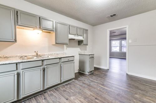 3409 Hatcher St, Fort Worth TX  76119-2021 exterior