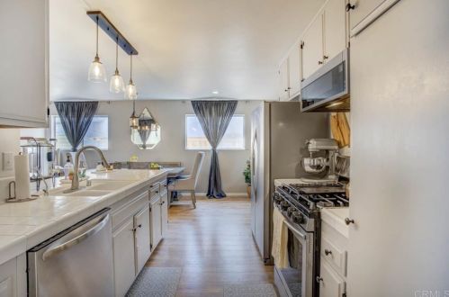 3062 Via Papeete, San Diego, CA 92154-1542