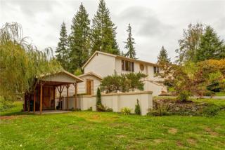 1226 Newton St, Bellingham, WA 98229-2231