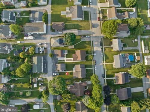 750 Walnut St, Hanover PA 17331-2051 exterior