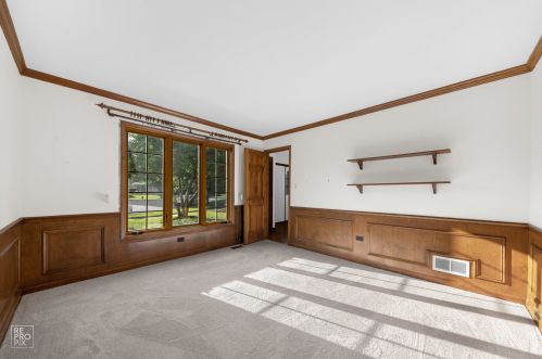 971 Dakota Cir, Naperville, IL 60563-9309