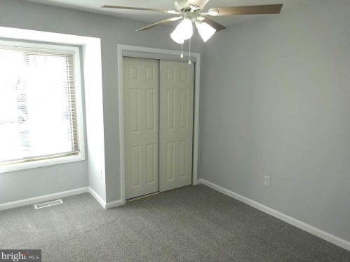 12322 Hollyhock Ct, Woodbridge VA  22192-2001 exterior