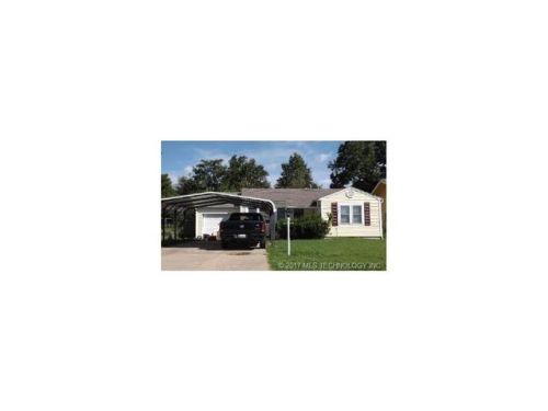 1712 Hayes St, Muskogee, OK 74403-3519