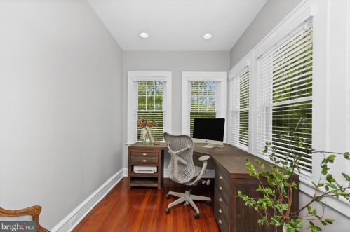 106 Jefferson Ave, Haddonfield NJ  08033-3412 exterior