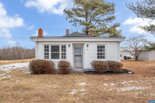 2746 Owens Creek Rd, Mineral, VA 23117-2704
