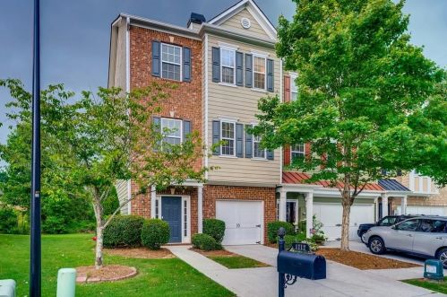 1212 Park Pass Way, Suwanee, GA 30024-4515