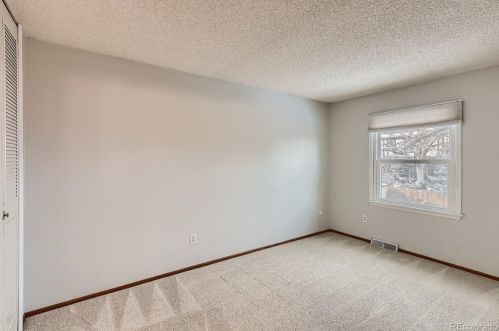 2598 Eagle Cir, Aurora CO 80014-2428 exterior