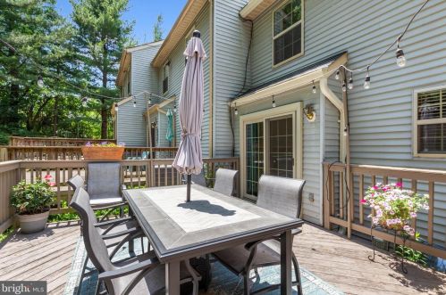 3305 Sea Prt Way, Silver Spring MD 20902-2200 exterior