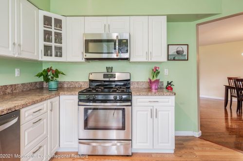 904 Buckingham Cir, Middletown NJ  07748-3467 exterior