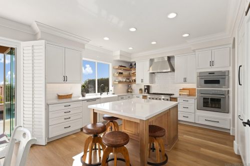 2568 Crooked Trail Rd, Chula Vista, CA 91914-4142