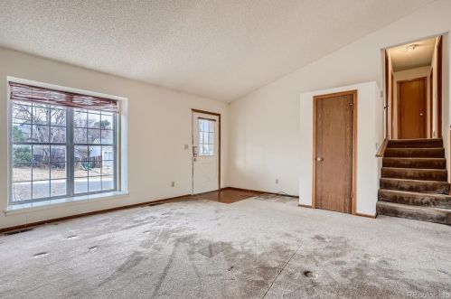 21308 Aberdeen Dr, Aurora CO 80015-3526 exterior