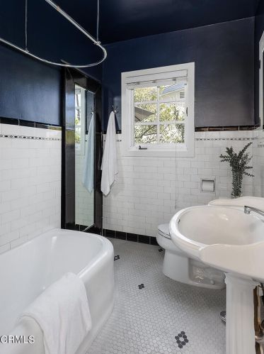 1408 Cordova Ave, Glendale CA  91207-1532 exterior