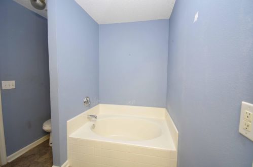 9894 Levenshall Dr, Ladson SC  29456-3844 exterior