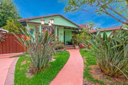 235 Hollenbeck Ave, Covina, CA 91723-1820