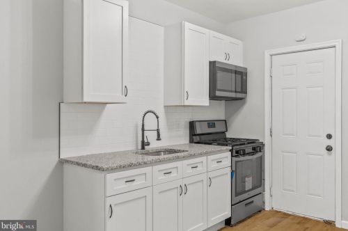 1004 Langham Ave, Camden NJ 08103-2817 exterior