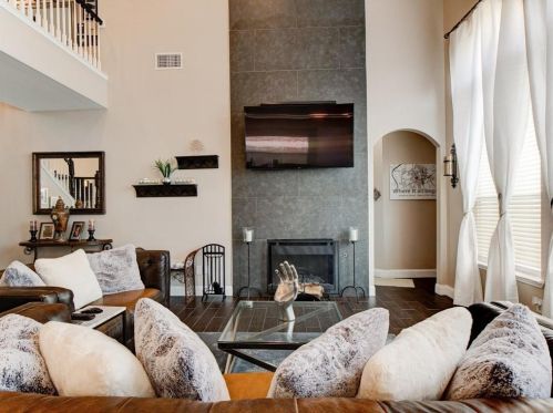 500 Richmond Park Ln, Fort Worth TX  76140-6519 exterior