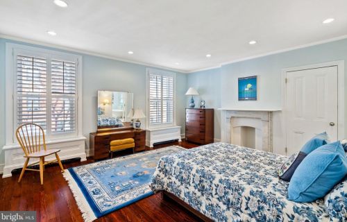 1812 Delancey Pl, Philadelphia PA  19103-6612 exterior