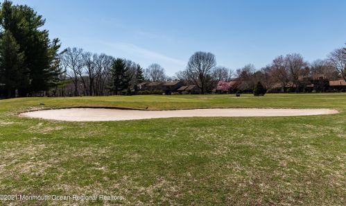 62 Manchester Ct, Tinton Falls NJ  07701-5496 exterior