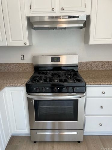 9215 Admiralty Ave, Riverside CA  92503-3348 exterior