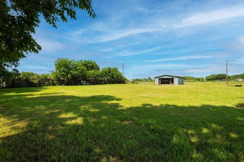 7942 County Road 392, Princeton TX 75407-4513 exterior