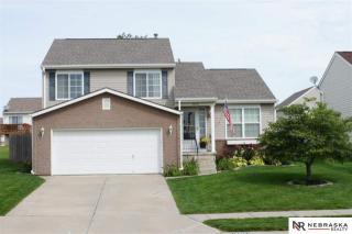 16016 Robin Dr, Omaha, NE 68136-3300