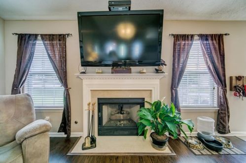 1015 River Plantation Dr, Holly Springs GA  30188-2388 exterior
