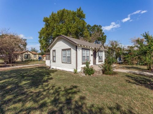 117 11th St, Garland TX  75040-6110 exterior