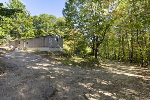33 Jam Hill Rd, Otisfield, ME 04270-2707