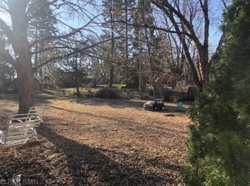 256 Demar Ave, Saint Paul MN  55126-2353 exterior