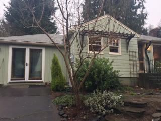7295 Capitol Hill Rd, Portland OR  97219-2635 exterior