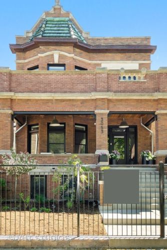 3053 Palmer Blvd, Chicago, IL 60647-2815