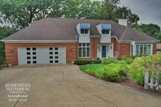 718 Rdg Rd, Lemont IL  60439-3972 exterior