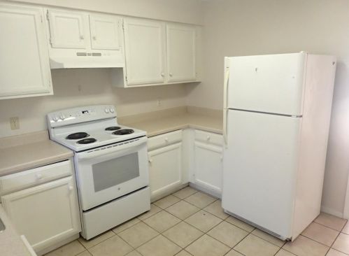 9521 Westpark Dr, Fort Worth TX  76126-3146 exterior