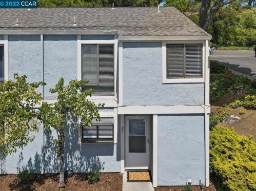900 Southampton Rd, Benicia, CA 94510-1843